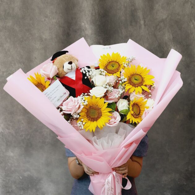 Shireen Graduation bouquet