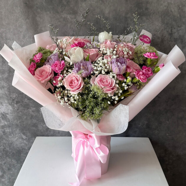 Gayatri Fresh Flower Bouquet
