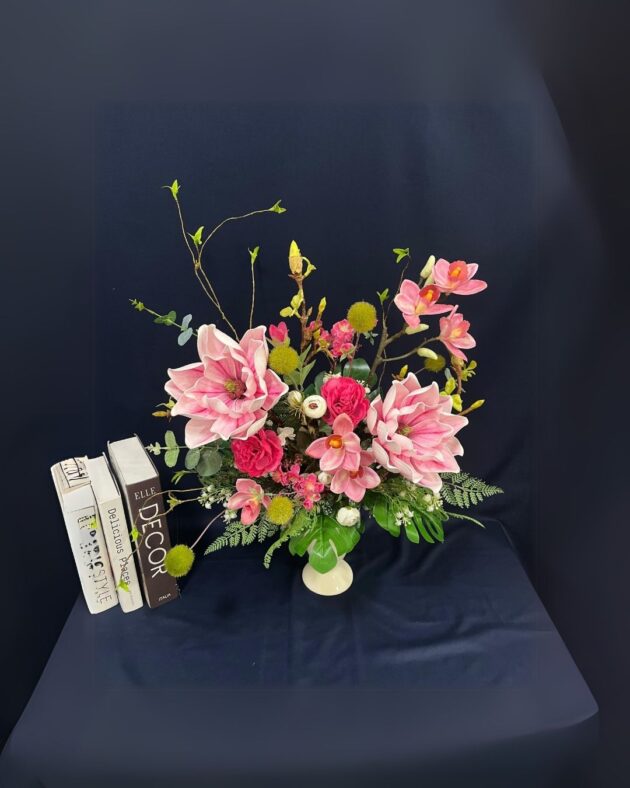 Lushen - vase table arrangement