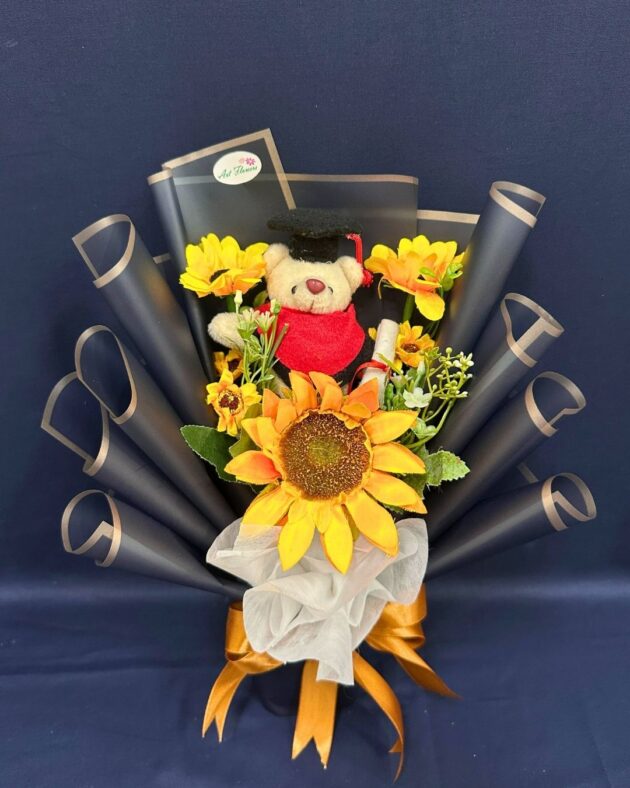 DENADA - GRADUATION BOUQUET